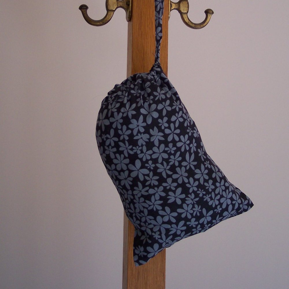 Pop-Over Misses Crinkle No Iron Shirt Fits in Tote